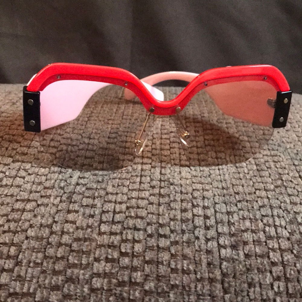 Sexy Rimless Oversized Sunglasses - Picture 2 of 5